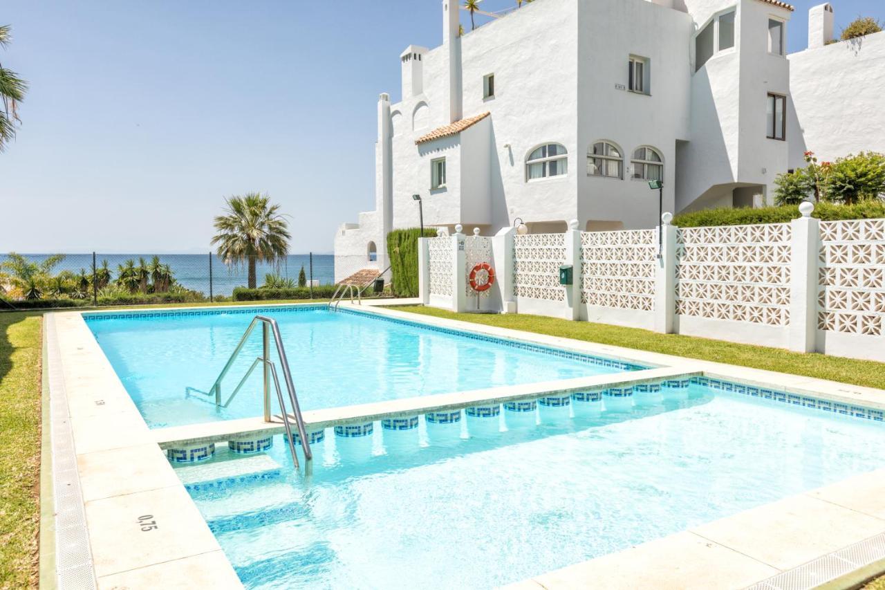 Front Sea View Penthouse Apartment Estepona Ngoại thất bức ảnh