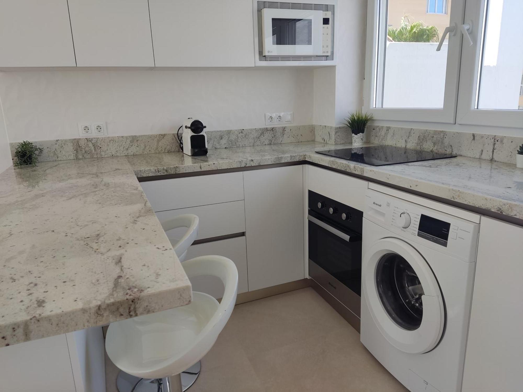 Front Sea View Penthouse Apartment Estepona Ngoại thất bức ảnh